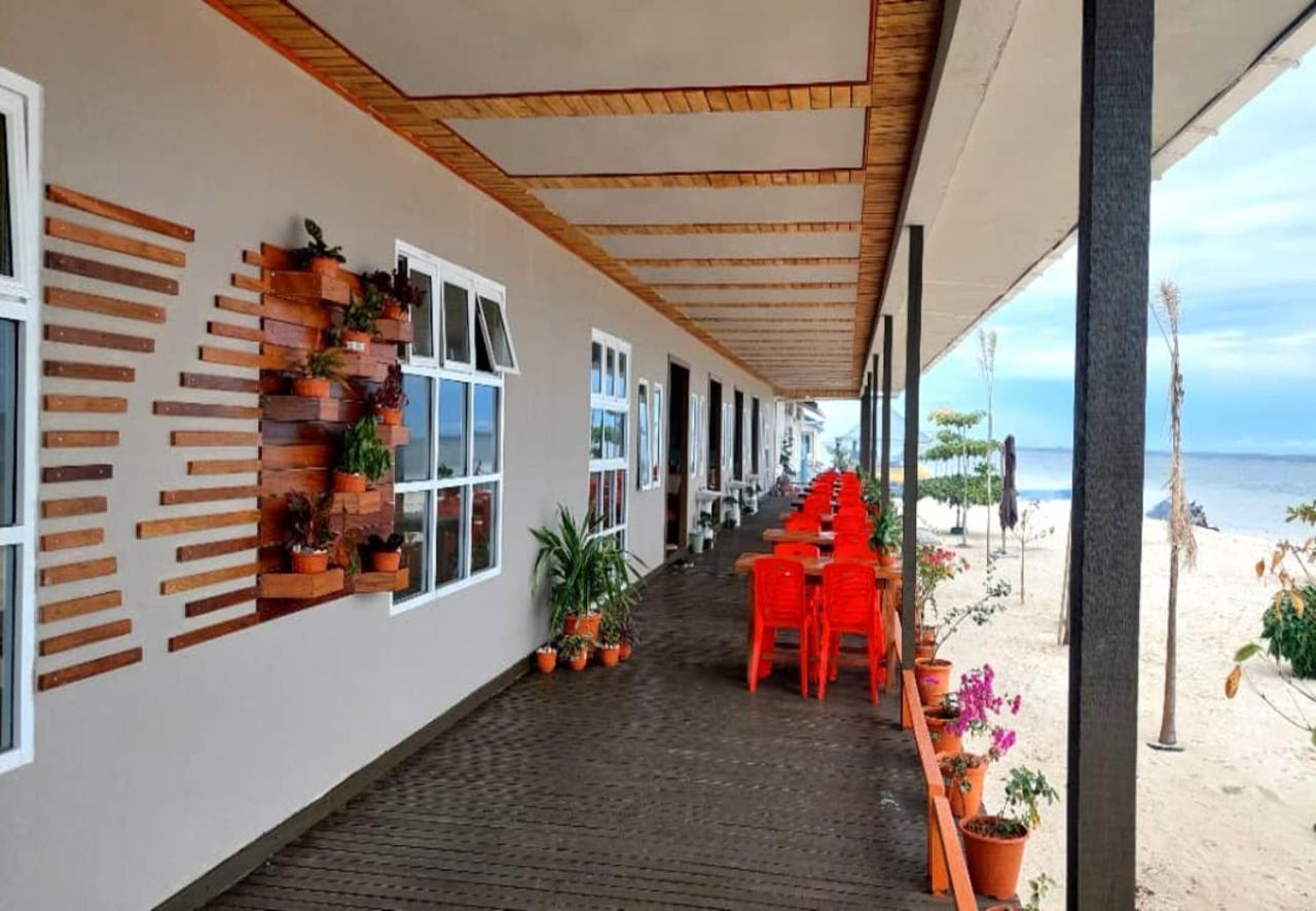Santiri Island Resort Semporna Exteriér fotografie